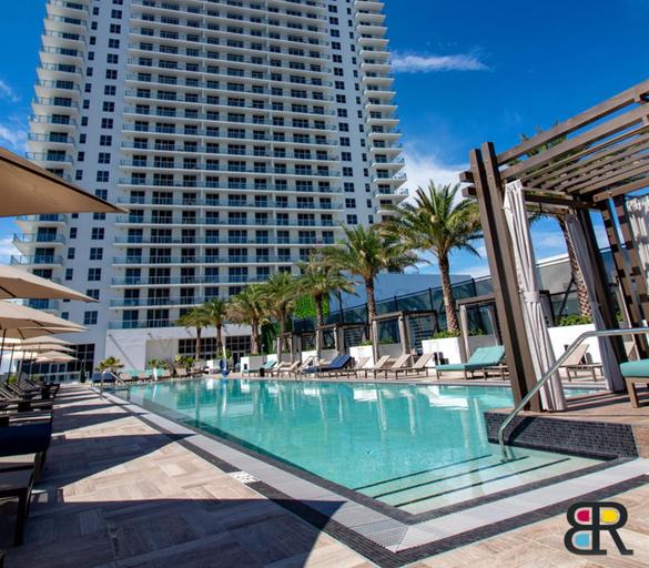 2, HYDE Beach House Apartments, Broward