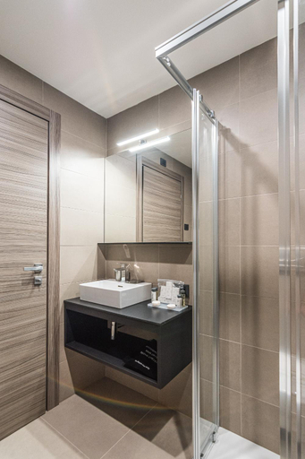 Bathroom 3, BB Hotels Smarthotel Duomo, Milano