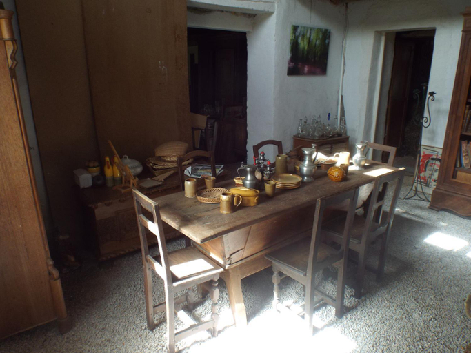 Others 2, la forge du Prosper et de sa Prosperine, chambre d' etape rustique pour randonneurs et voyageurs, Jura