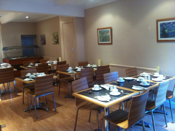 Food & Drinks 5, Four Seasons Hotel, Ceredigion