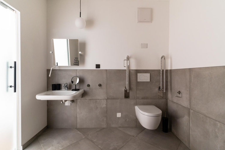 Bathroom 3, Limehome Erfurt Schmidtstedter Straße, Erfurt