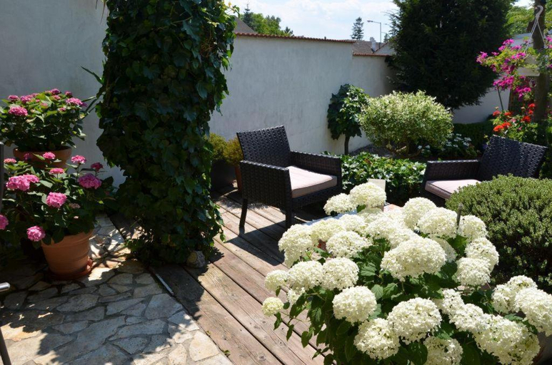 Others 5, Gastezimmer Klinger-Tongisch, Neusiedl am See