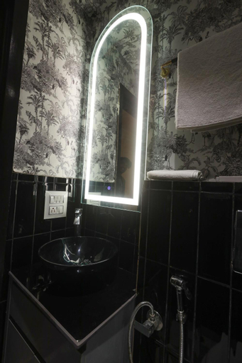 Bathroom 6