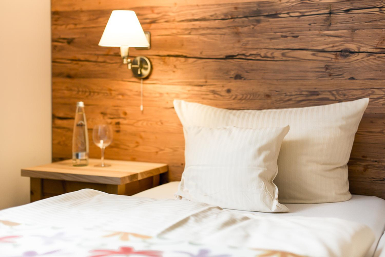 Bedroom 4, Hotel Wirt z´ Engelsberg, Traunstein