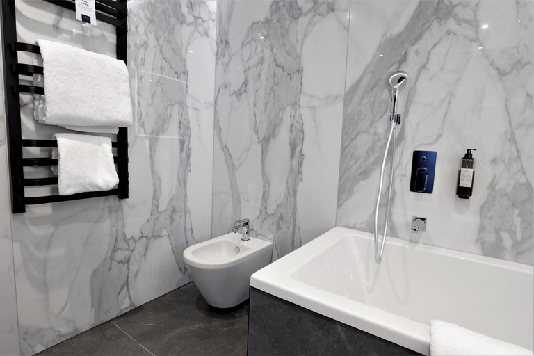 Bathroom 5, Grand Plaza Hotel & Congress Center, Ljubljana