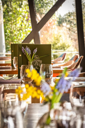 Food & Drinks 2, The Weeping Willow, Suffolk