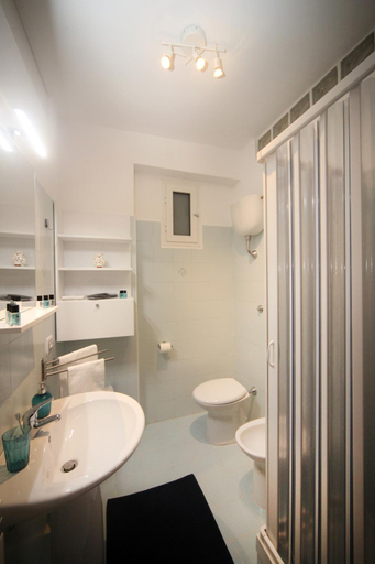 Bathroom 3, B&B Capuam Vetere Accommodation, Caserta