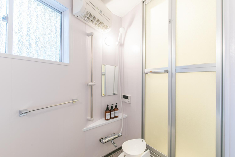 Bathroom 4, REN -Kitamatsunoki-, Kyoto