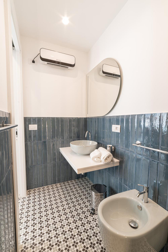 Bathroom 2, Sorrento Nature & Spa, Napoli