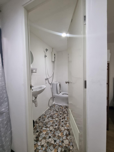 Bedroom 3, Owl's Nest Hostel, Khlong Toey