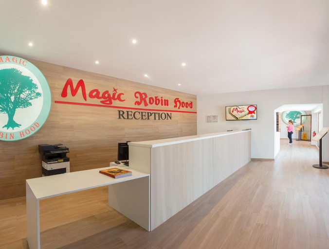 Public Area, Magic Robin Hood, Alicante