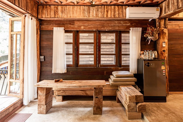Others 3, Chaiyapol Homestay, K. Mae On