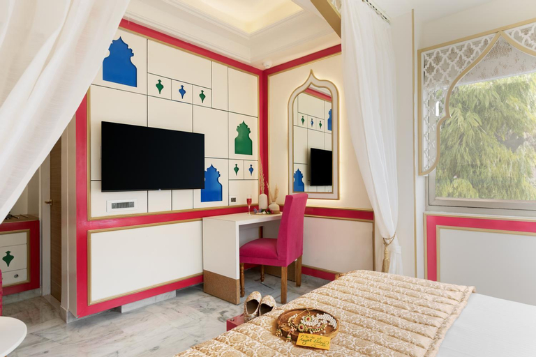 Bedroom 27