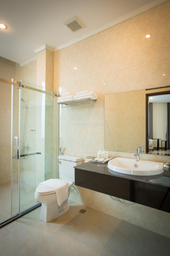 Bathroom 3, Centerpoint Boutique Hotel, Vientiane