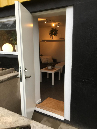 Others 4, Bo i Bruno Mathsson designat hus centralt i Varnamo, Värnamo