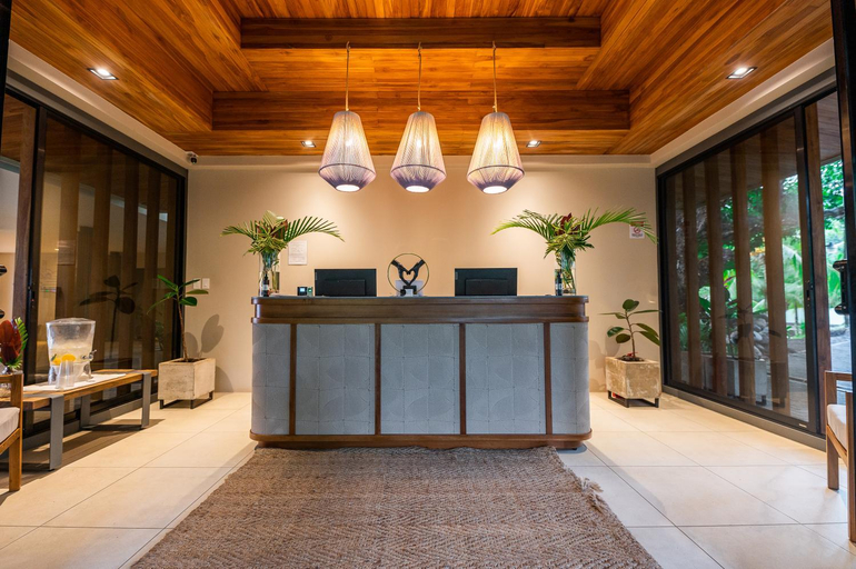 Public Area 3, Marala Hotel, Parrita