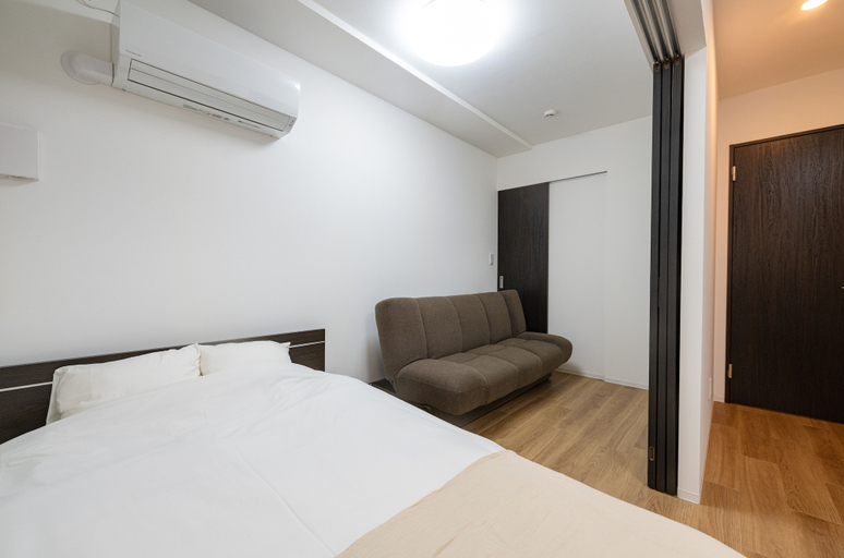 Bedroom 3, RepureOmori, Ōta