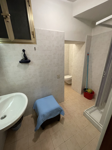Bathroom 5, Grey's House, Venezia