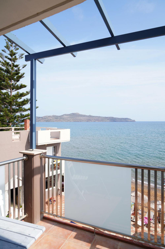 Others 5, Cozy Corner VS Beachfront, Crete