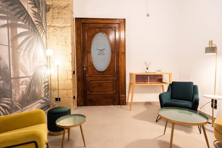 Others 4, Casa Condor, Napoli