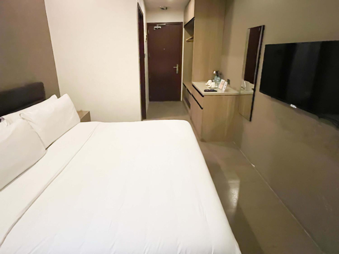 Bedroom 14