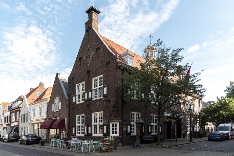 Others 5, Vesting Hotel, Naarden