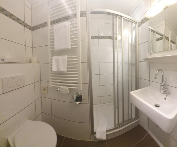 Bathroom 3, AKZENT Hotel Merfelder Hof, Coesfeld