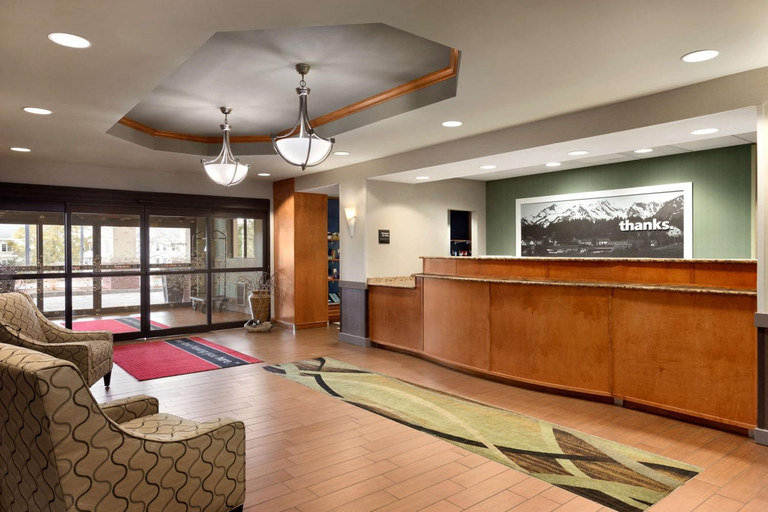 Public Area, Hampton Inn & Suites Manchester-Bedford, Hillsborough