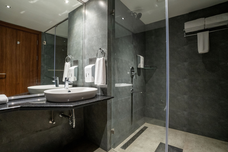 Bathroom 3, Lilac Hotel Guruvayur, Thrissur