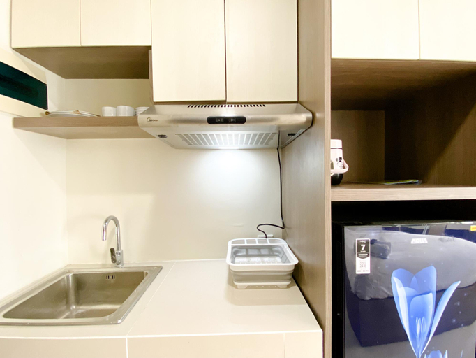 Others 4, Comfy and Modern Studio at Pollux Chadstone Apartment By Travelio, Cikarang