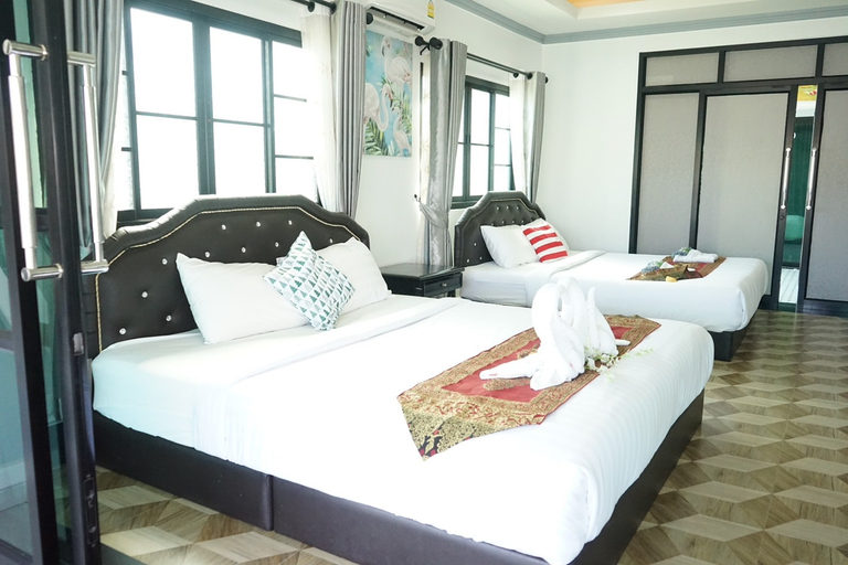 Bedroom 4, Chaiyai River Front Hotel, Sichon