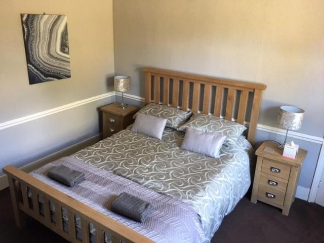 Bedroom 3, The Old Alma Inn Ltd, Kent