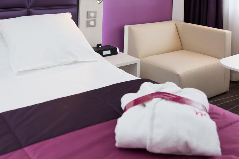 Bedroom 3, Hotel Mercure Strasbourg Aeroport, Bas-Rhin