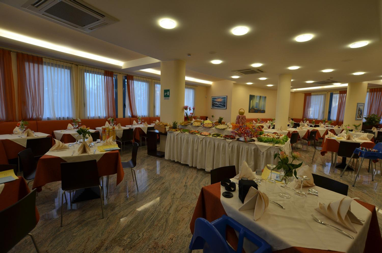 Food & Drinks 5, Cristallo, Udine