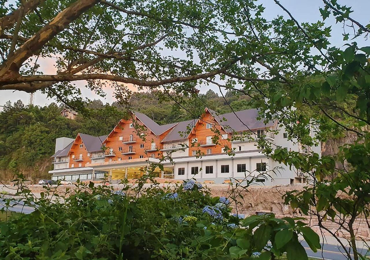 Exterior & Views 1, Sky Palace Hotel, Gramado