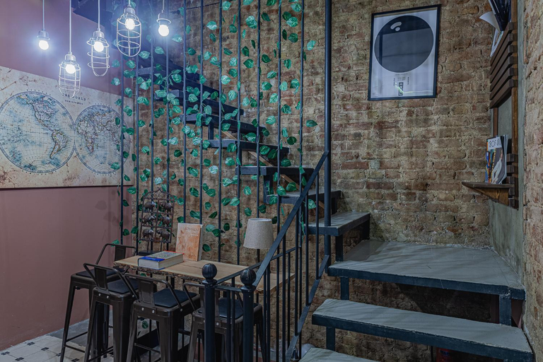 Public Area 3, Historic Galata, Beyoğlu
