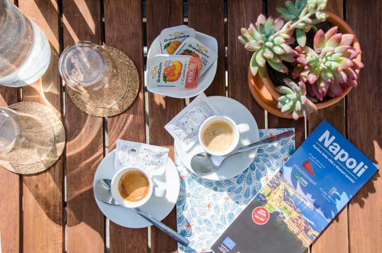 Food & Drinks 5, Civico10, Napoli