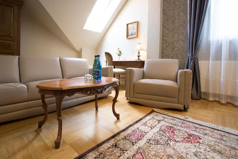 Others 5, Palac Polanka, Krosno City