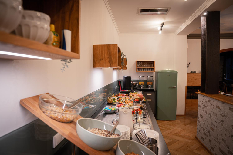 Others 4, Hotel Zu den Drei Kronen, Donau-Ries