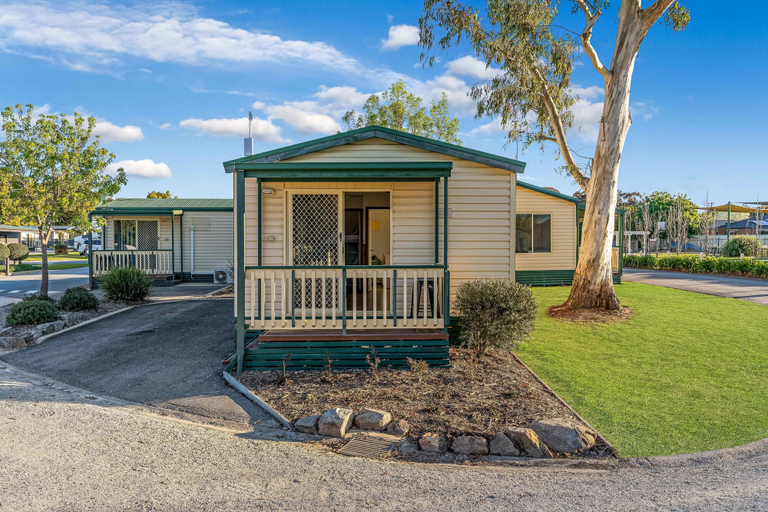 Exterior & Views 2, BIG4 Tasman Holiday Parks - Bendigo, Gr. Bendigo - Inner North
