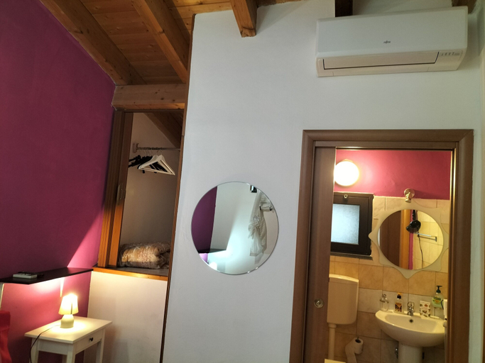 Bedroom 4, Da Rosa, Catania