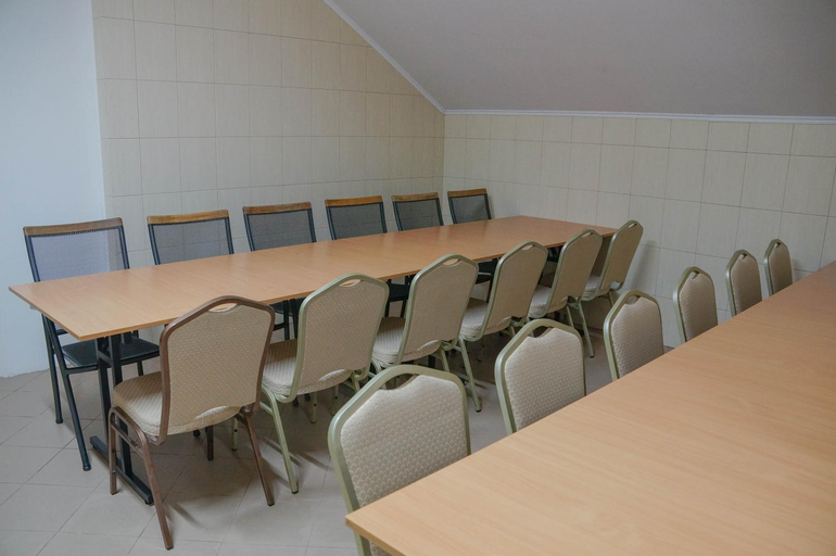 Others 4, Hotel Ambrozja, Sierpc