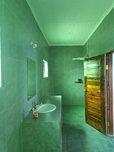 Bathroom, Iretet Mara Lodge, Narok West