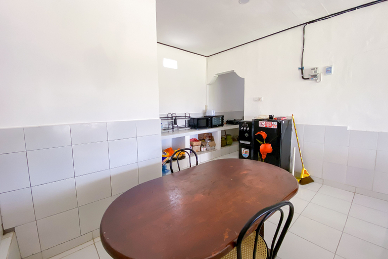 Others 3, Kana Guest House Mitra RedDoorz, Banyumas