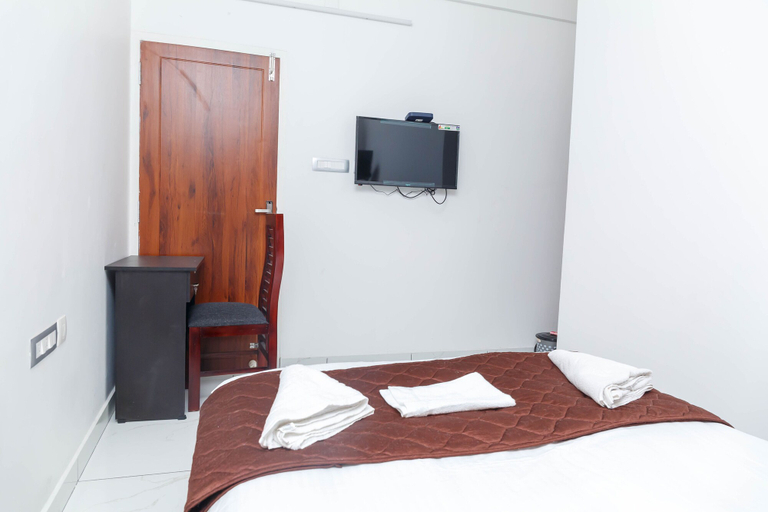 Bedroom 3, Guest West Inn, Ernakulam