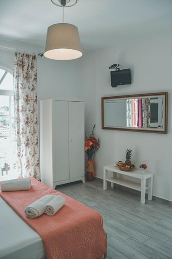 5, Nafsika Apartments, Epirus