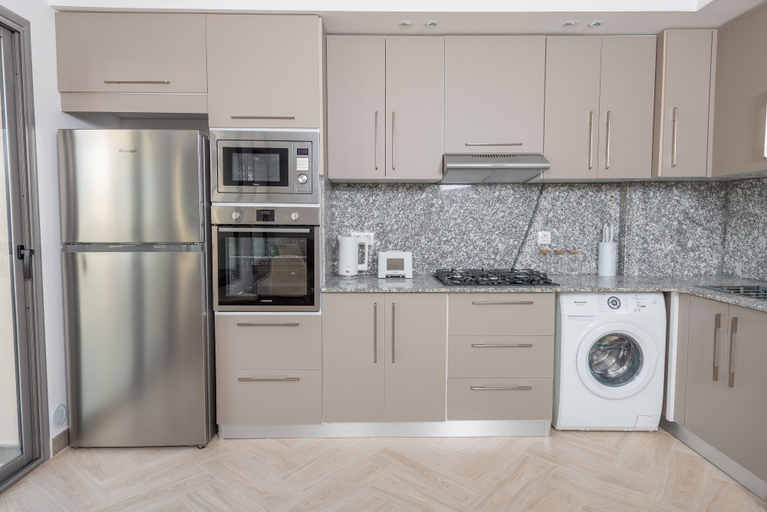 Others 5, Appartement Luxueux Au Golf, Bouzareah