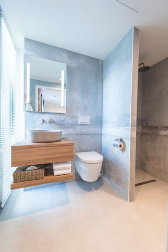 Bathroom 5, L'Anderenis Boutique Hôtel, Gironde