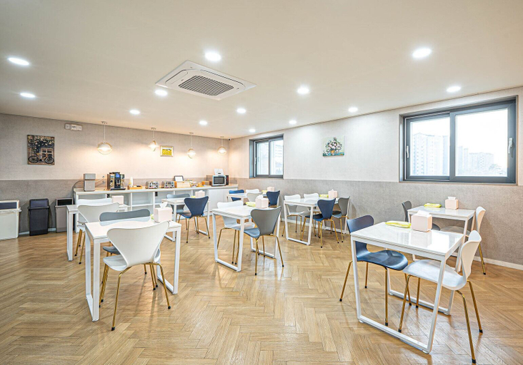 Food & Drinks, Gyeongju H Avenue Hotel Bulguksa, Gyeongju