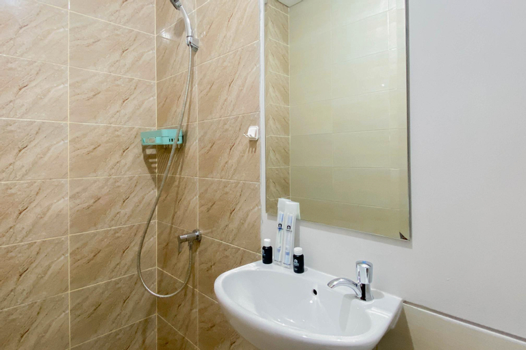 Bedroom 3, Minimalist Studio Apartment at Transpark Juanda Bekasi Timur By Travelio, Bekasi
